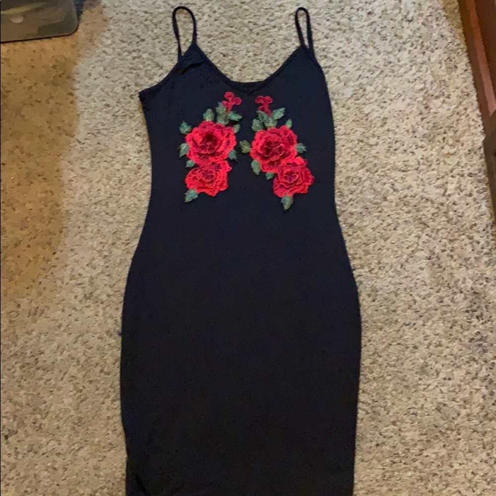 Black dress with red roses